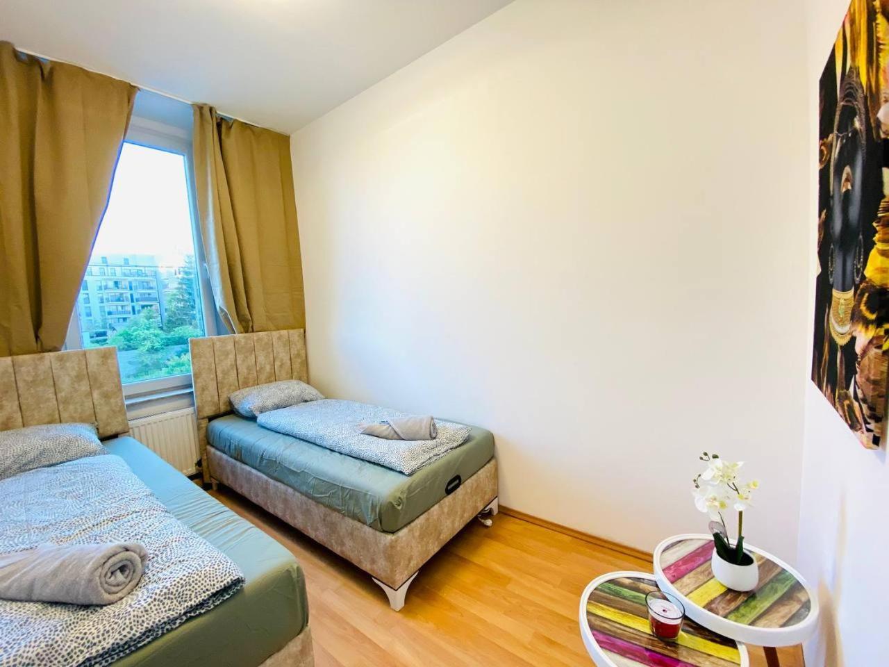 Comfortable Room In The 23Rd District Of Vienna Fr4 Exterior foto